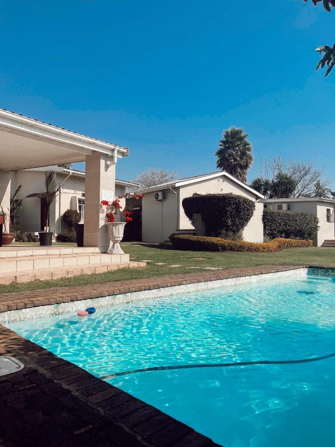 Coco Lodge Mthatha Exterior photo